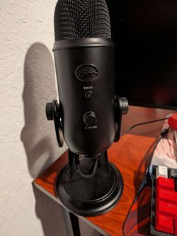 Blue yeti microphone