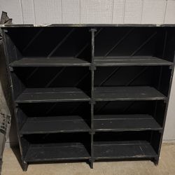 Black Shelve !