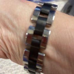 Women’s chain bracelet