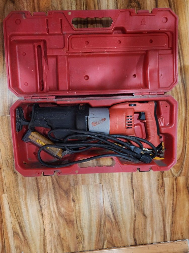 Milwaukee Corded Brushless Tool