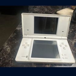 Nintendo DS And Mario Brothers Game