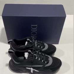 Dior B22’S