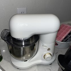 Dough Mixer By Drew Barrymore