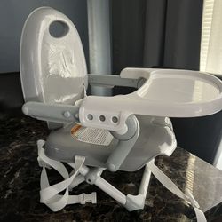 Chicco Pocket Snack Booster Seat, Grey