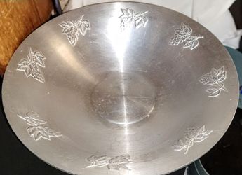 Vintage West Bend Aluminum Serving Bowl - Grape & Leaf Motif