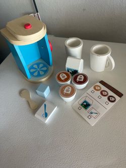 Melissa and Doug Brew and Serve set