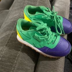 Size 8 Reebok Children’s 