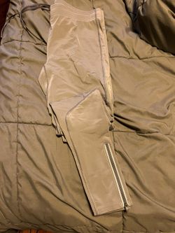 Under Armour Warmers Size Large