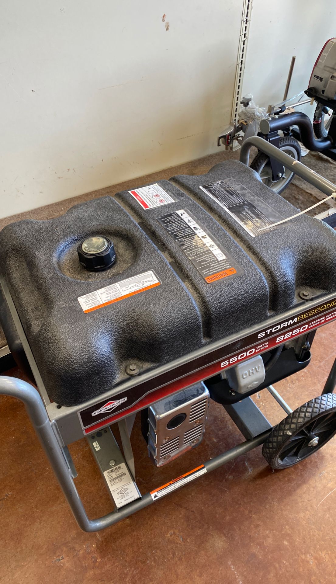 Briggs & Stratton 5500 watt generator for Sale in Houston, TX OfferUp