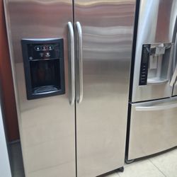 Ge refrigerator  Side By Side 
