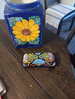 Talavera MEXICO Lead Free Pot , Butter Dish & Table 