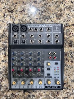 Behringer Mixer
