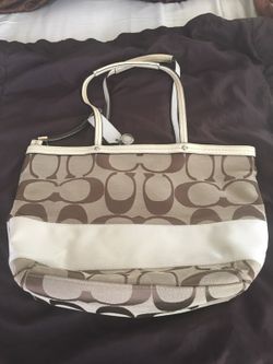 Canvas coach shoulder bag
