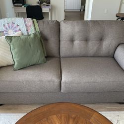 Small Sofa / Compact Couch – Excellent Condition