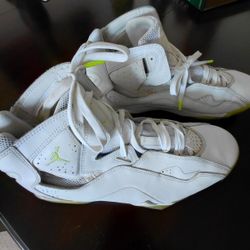 Pre-owned Size 13 Sneakers !