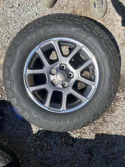 Grand Cherokee wheels and tires
