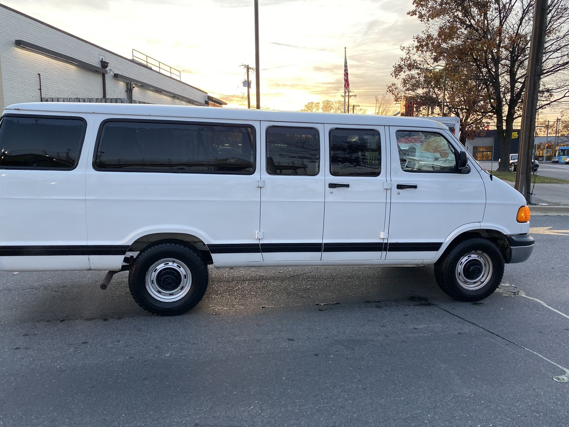 2003 Dodge 15 passenger van 3500 series 47,000 miles original in very good condition runs and drives excellent everything works perfect