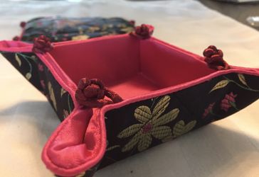 Beautiful Silk Knot hand-constructed container for your valuables/jewelry. New - Never used!