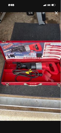 MILWAUKEE Sawzall Model# 6527-22