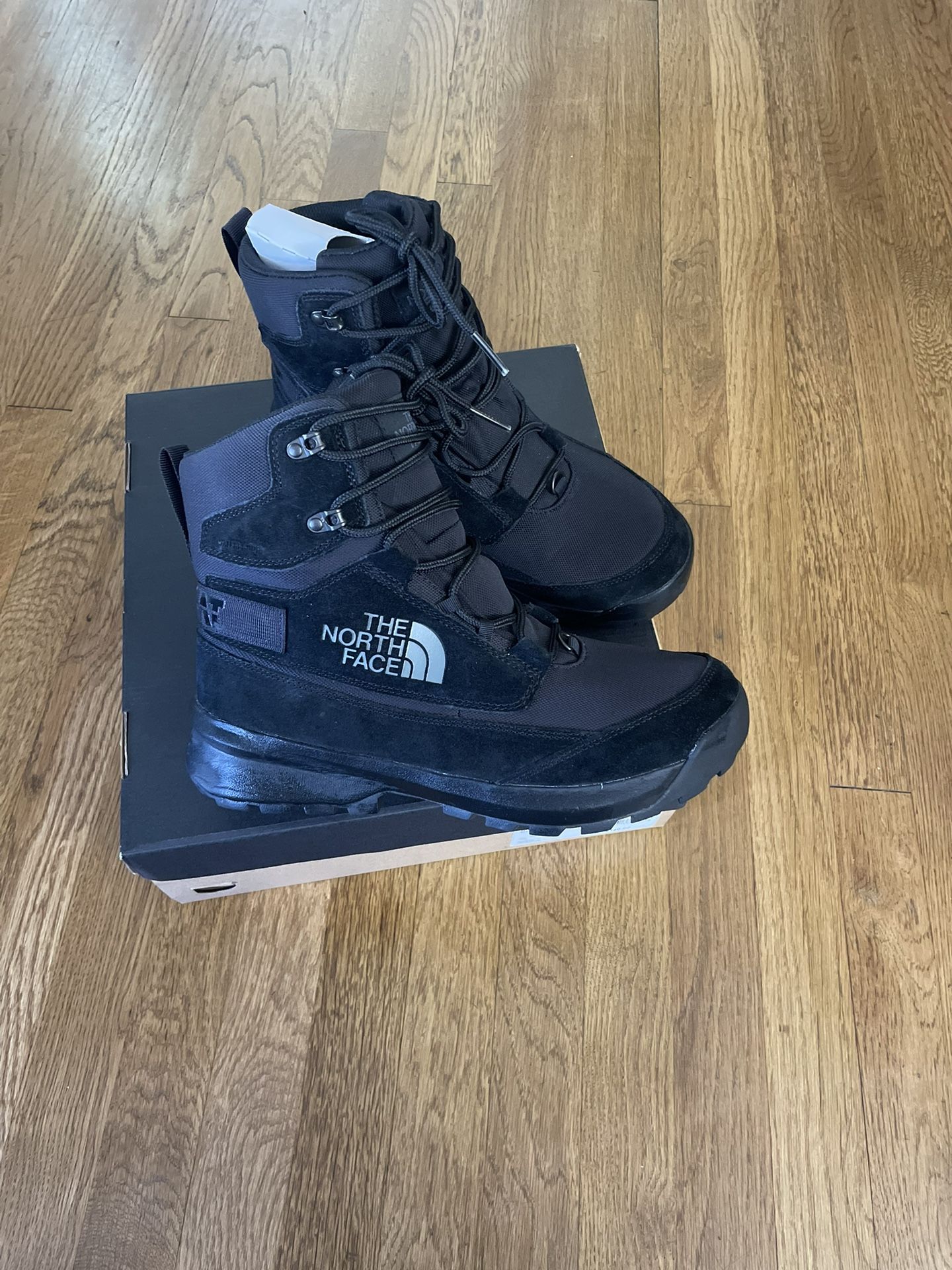 The North Face Men’s Chilkat V Lace Waterproof Boots 