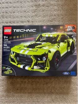 LEGO Technic Ford Mustang Shelby
