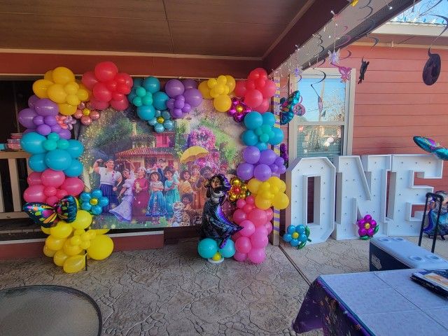 Encanto Balloon Arch