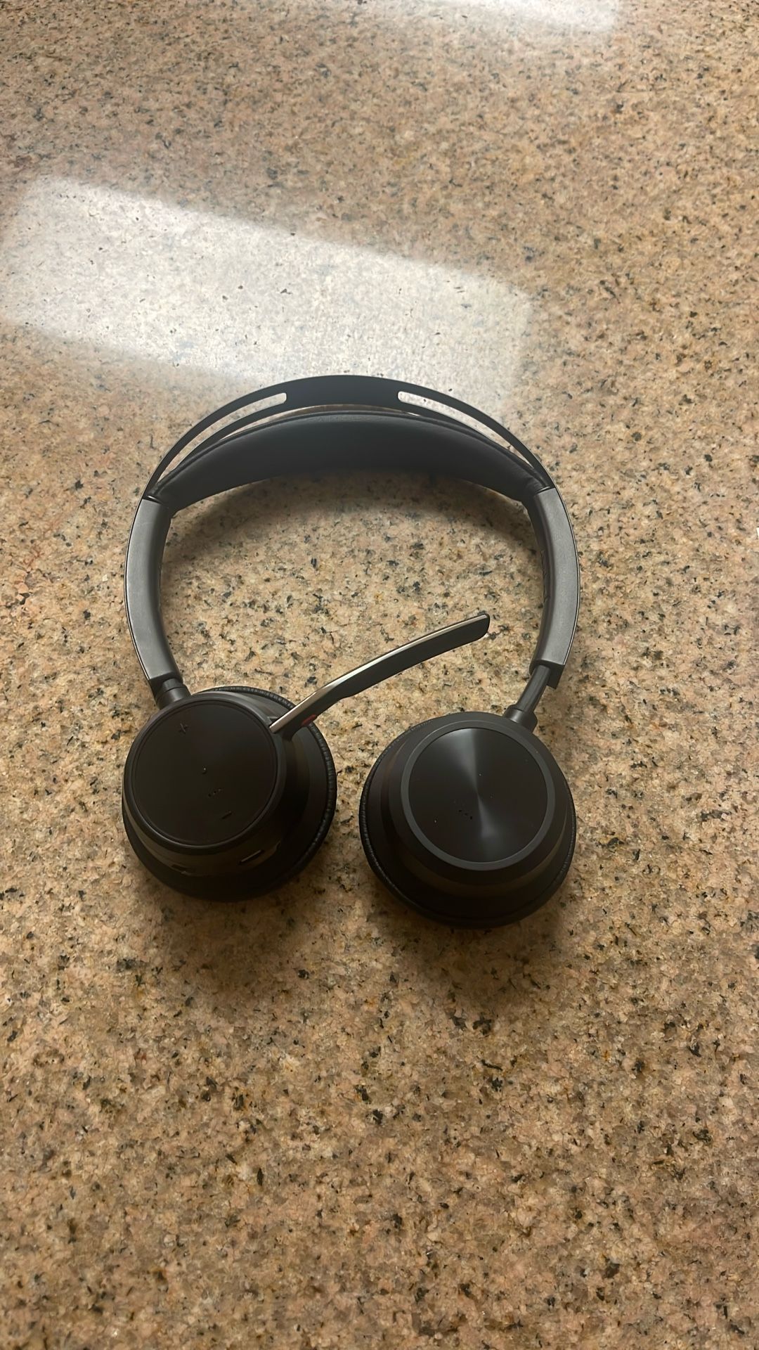 Poly VFOCUS2 Series