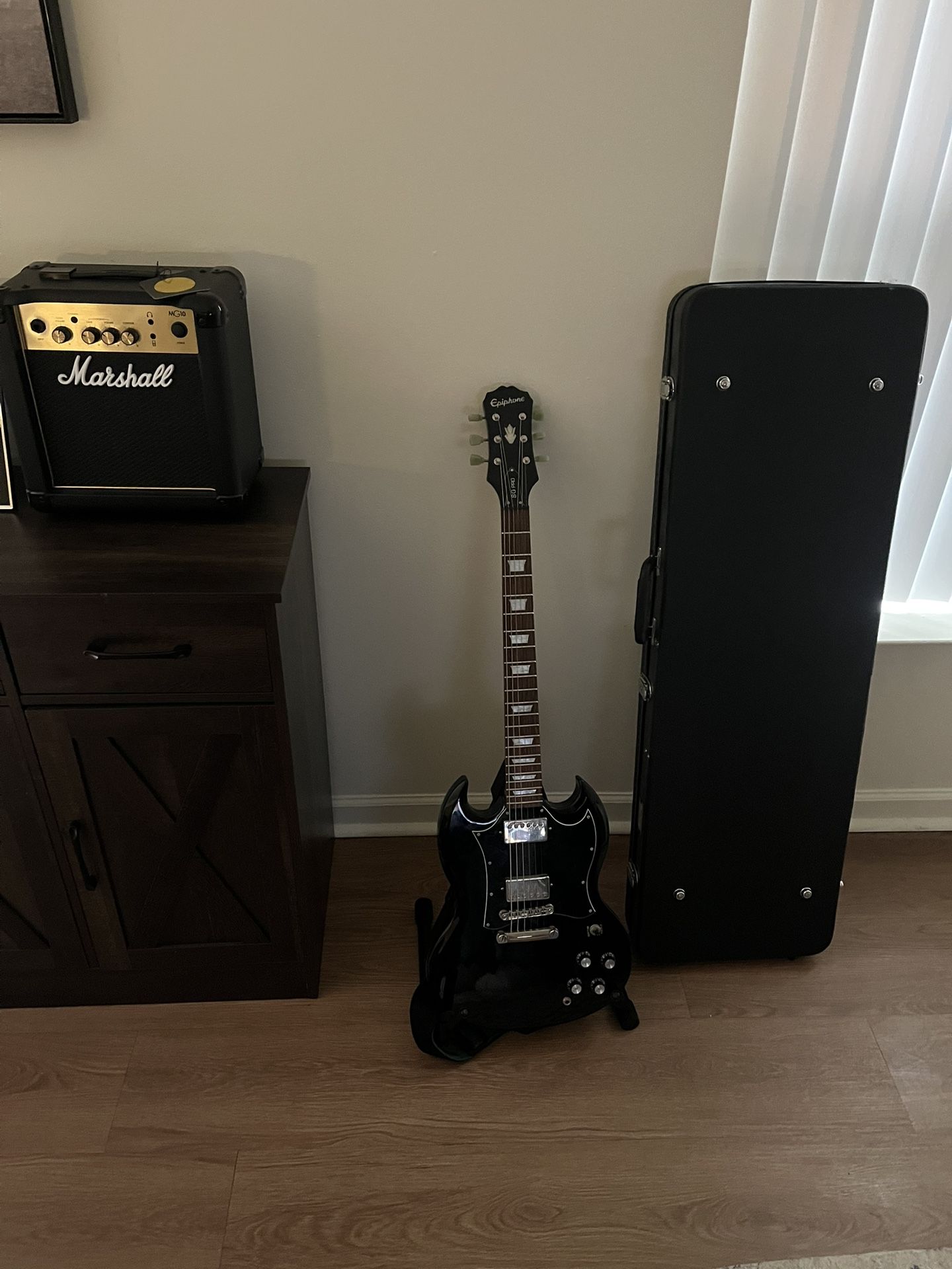 Electric Guitar