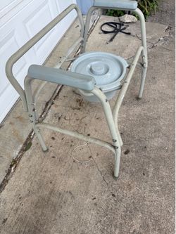 Bedside commode