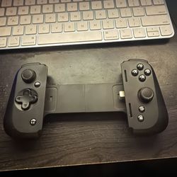 Razer Kishi iPhone controller (lightning)