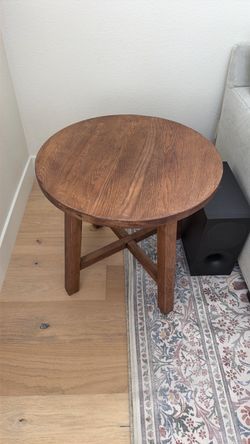 Pottery Barn Side Table 26 in.