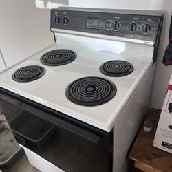 Hot point stove good condition