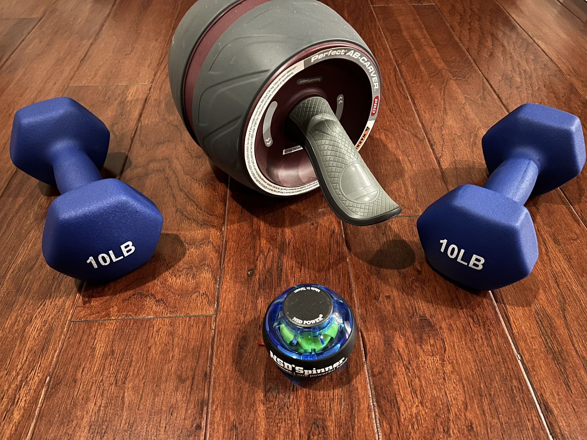 Home Workout Bundle – Ab Roller, Grip Strengthener, 10lb Dumbbells – Like New