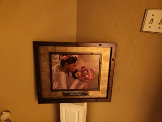 Beautiful Mom and Daughther Picture 