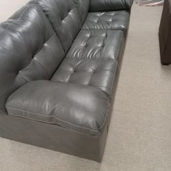 Tufted Nice Plush Couch And Loveseat Brand New
