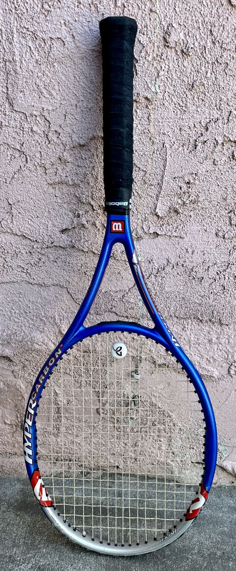 Wilson HyperCarbon Hammer 5.9 MidPlus Tennis Racket