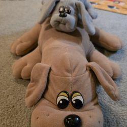 Collectible Pound Puppy Stuffed Animals Circa 1985