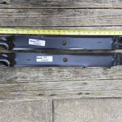2 Lawnmower Blades