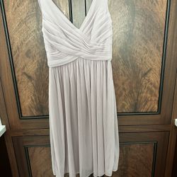 Beautiful Size 2 Lavender Color dress with long zipper