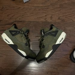 Jordan 4s