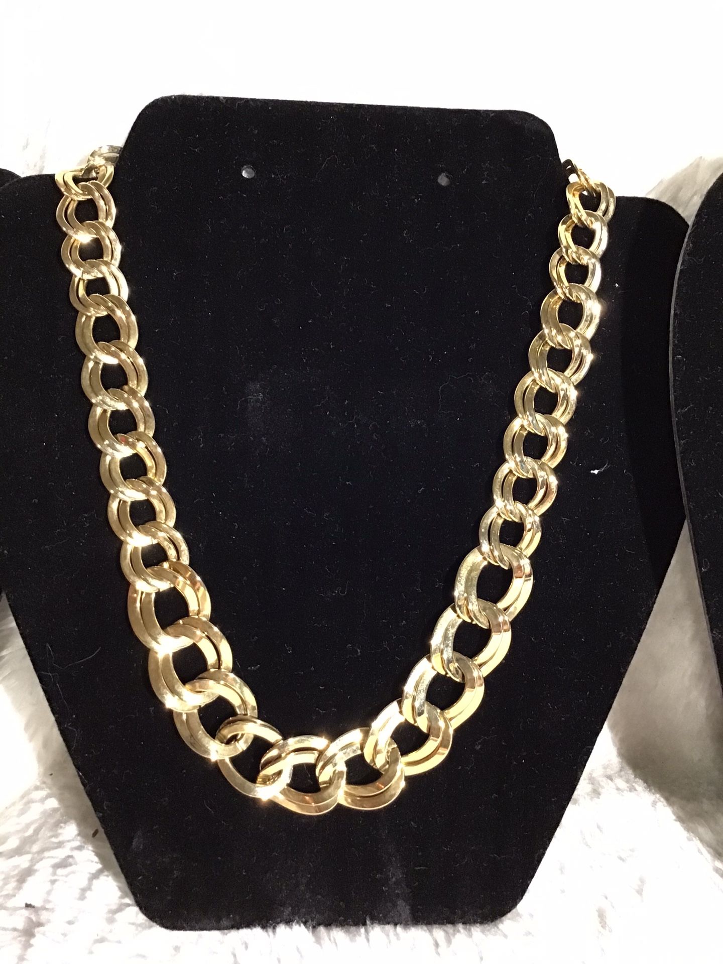 VINTAGE F.O INC GOLD LINK CHAIN NECKLACE 18”