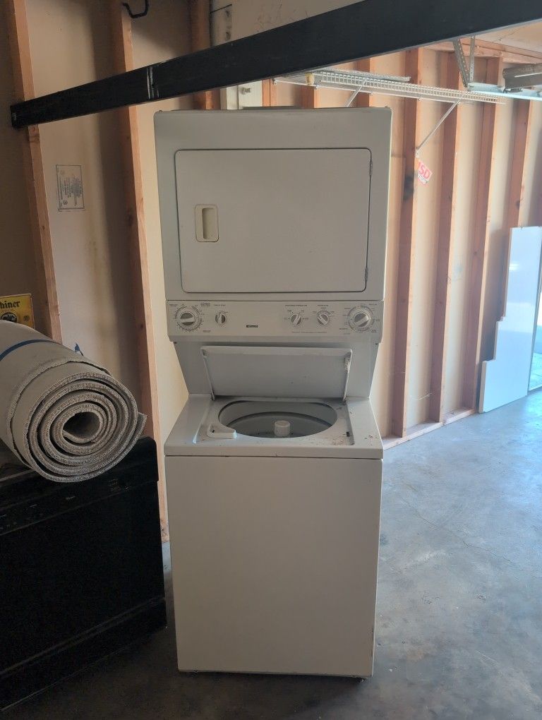 Kenmore stackable ELECTRIC 240v washer/dryer