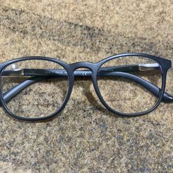 Giorgio Armani Glasees 