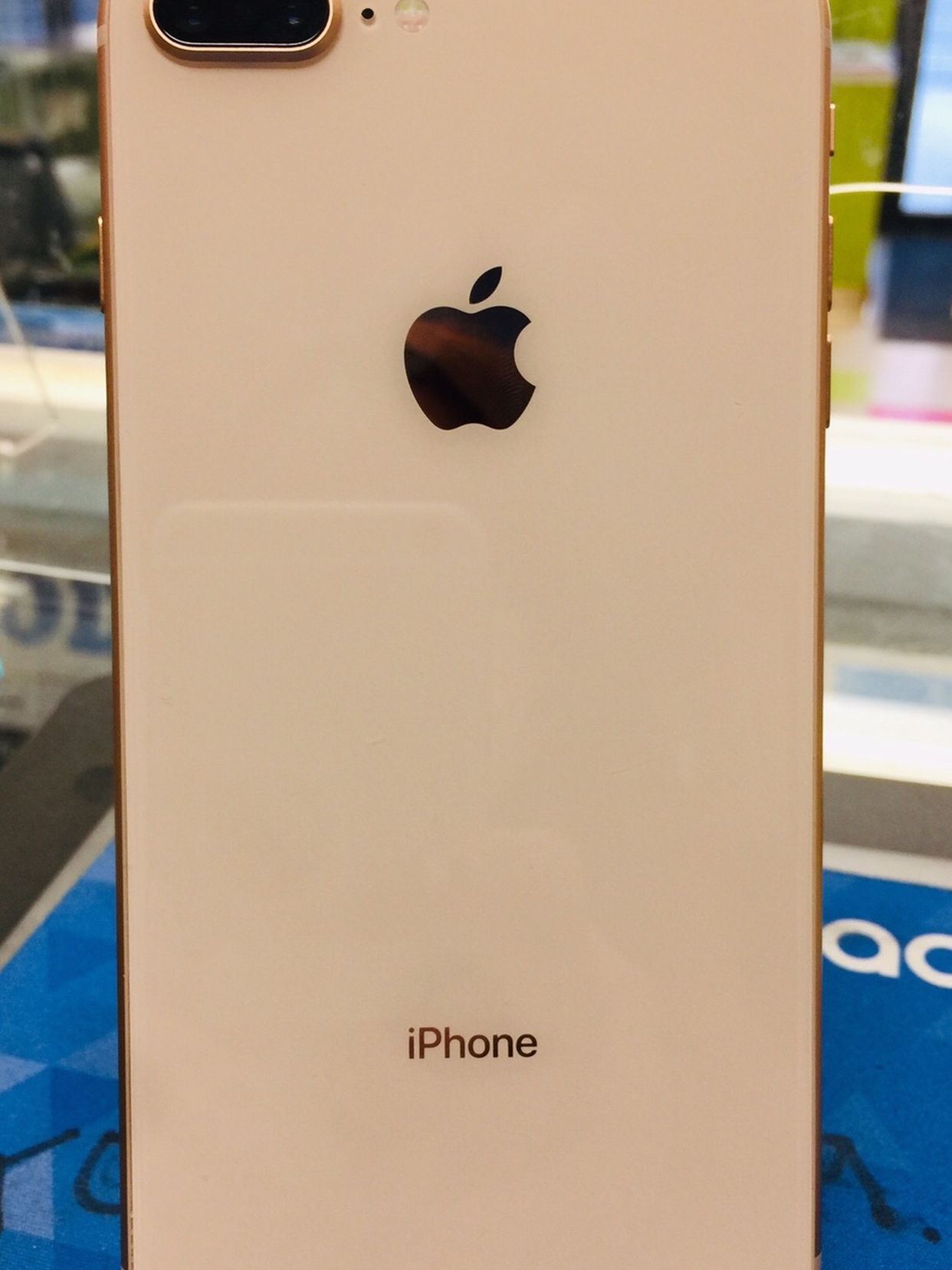 iPhone 8 plus unlocked