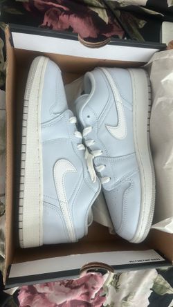 Air Jordan 1 Low GS size 7Y