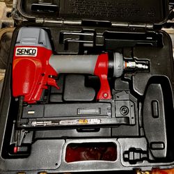 Senco Pneumatic 18 Gauge Finish Stapler Staple Gun With Case & Manual