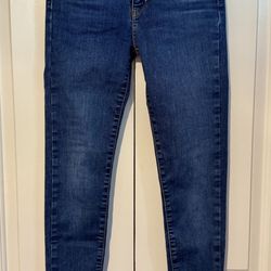 Levi’s 720 High Rise Super Skinny 26x32