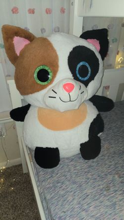 Huge stuffed toy