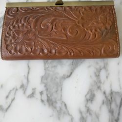 Brand new Patricia Nash wallet