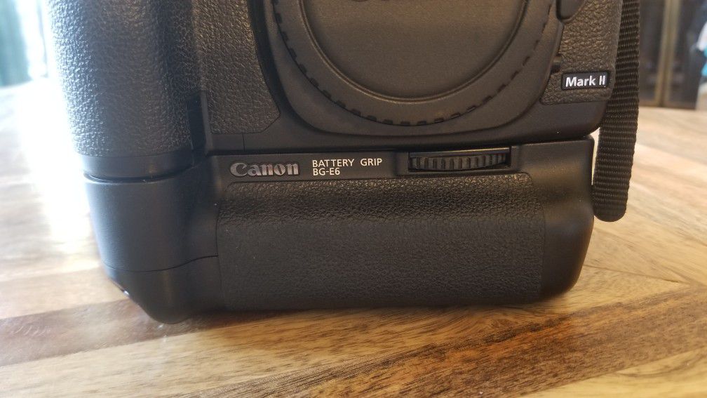 Canon BG-E6 Battery Grip